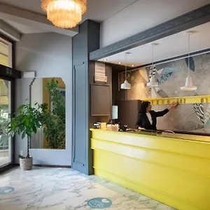 Roma Hotel